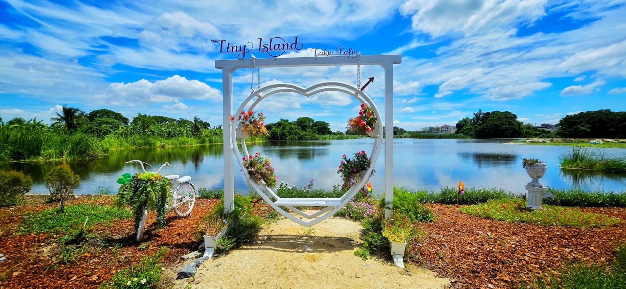 Tiny Island Homestay *